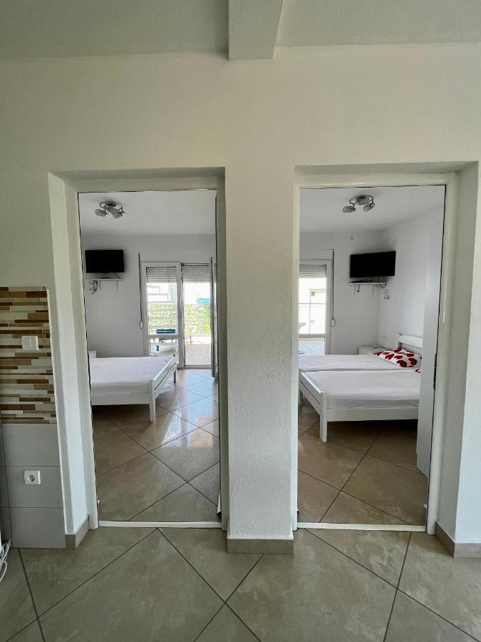Apartments Apartmani Bojana Utjeha Exterior foto